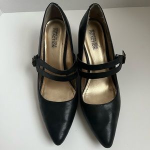 Kenneth Cole Reaction size 10 Wedge Pointed Toe Mary Janes